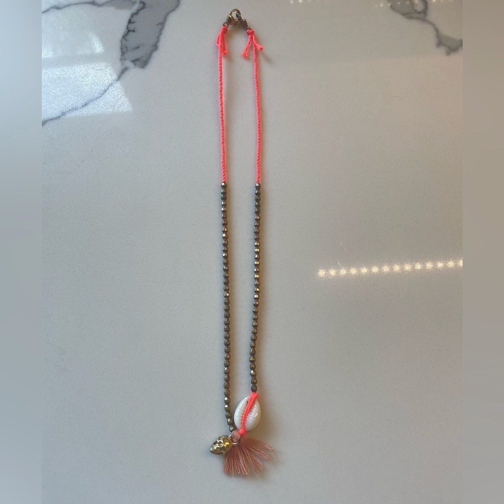 Chan Luu Neon Coral Shell Necklace